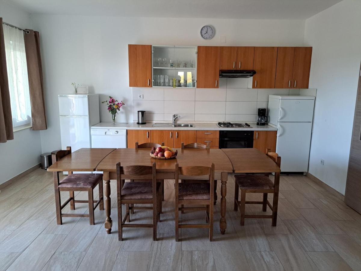 Apartments Marella Скрадин Екстер'єр фото